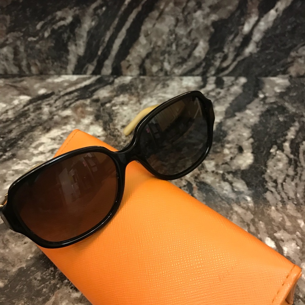 😎TORY BURCH. Black & Blonde sunglasses